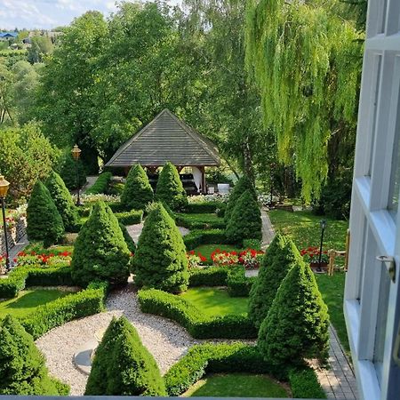 Dwor Anna Bed & Breakfast Ciecierzyn Exterior photo